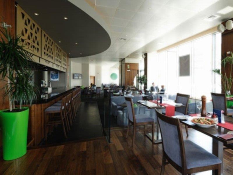 都柏林机场地铁酒店 桑特里 餐厅 照片
